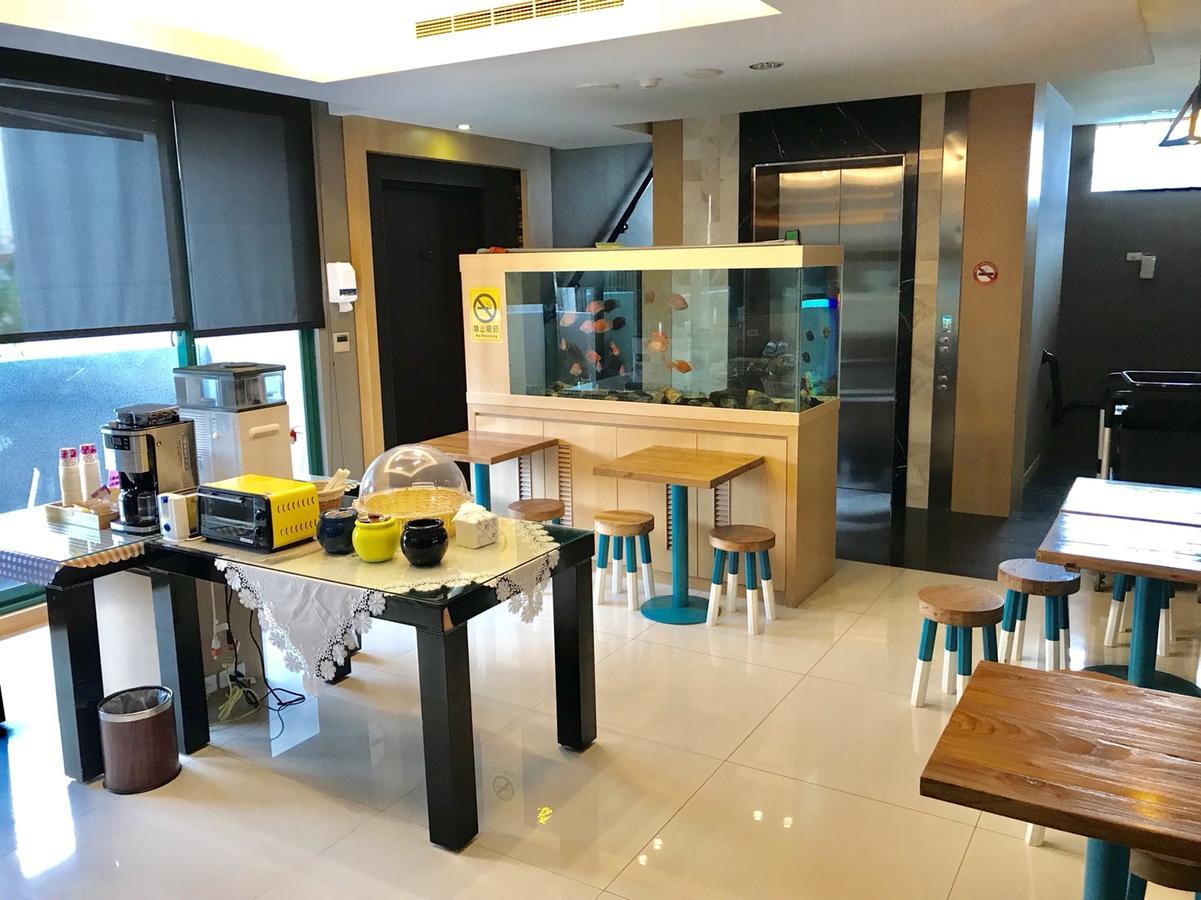 Yunlin Commerce Ryokan Tuku Екстер'єр фото