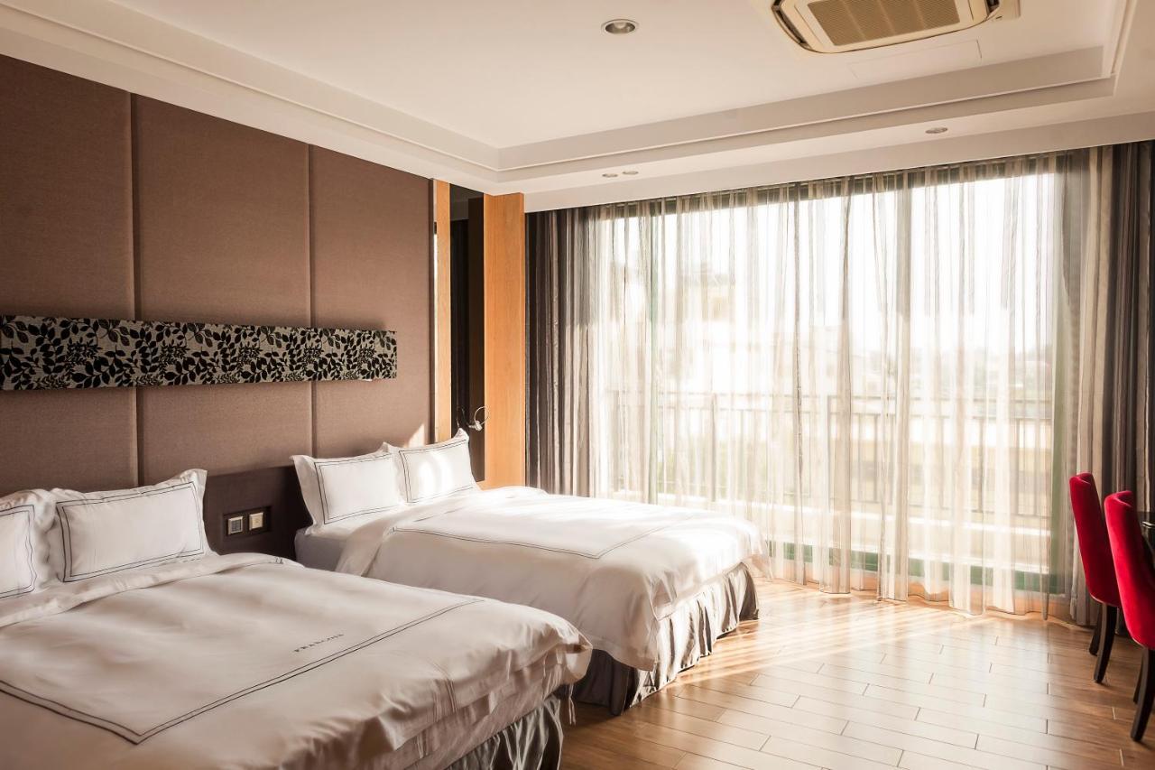 Yunlin Commerce Ryokan Tuku Екстер'єр фото